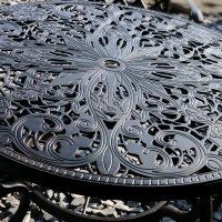 Anteprima: Choose our Flora Aluminium garden table for its beautiful design
