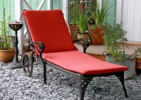 Anteprima: Red garden sunlounger cushion 2