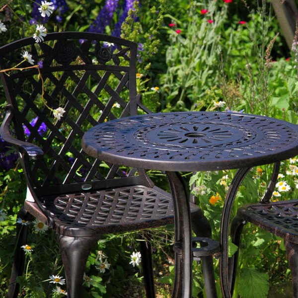 Eve_Bistro_Table_Cast_Aluminium_Garden_Furniture_3